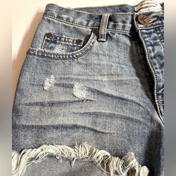 OneTeaspoon Juliettes high waist Coastal Cowgirl curved hem.Size 26 - Picture 5 of 15